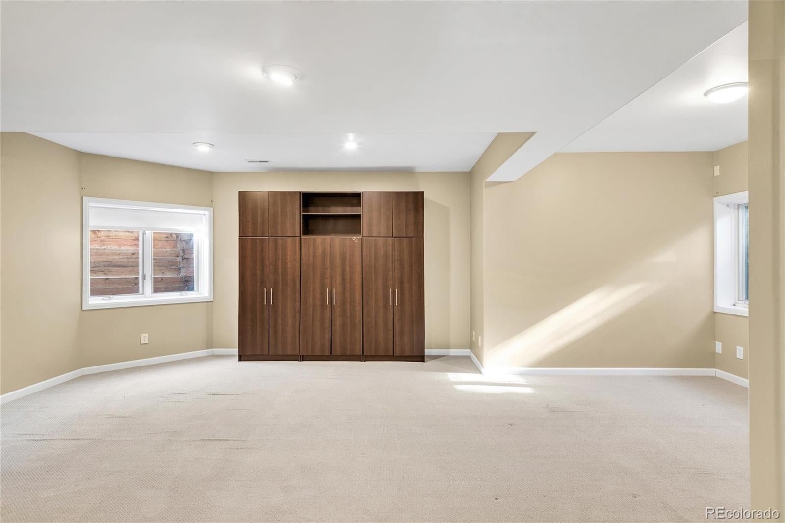 Boulder, Colorado, 80304, United States, 5 Bedrooms Bedrooms, ,4 BathroomsBathrooms,Residential,Active,1998570