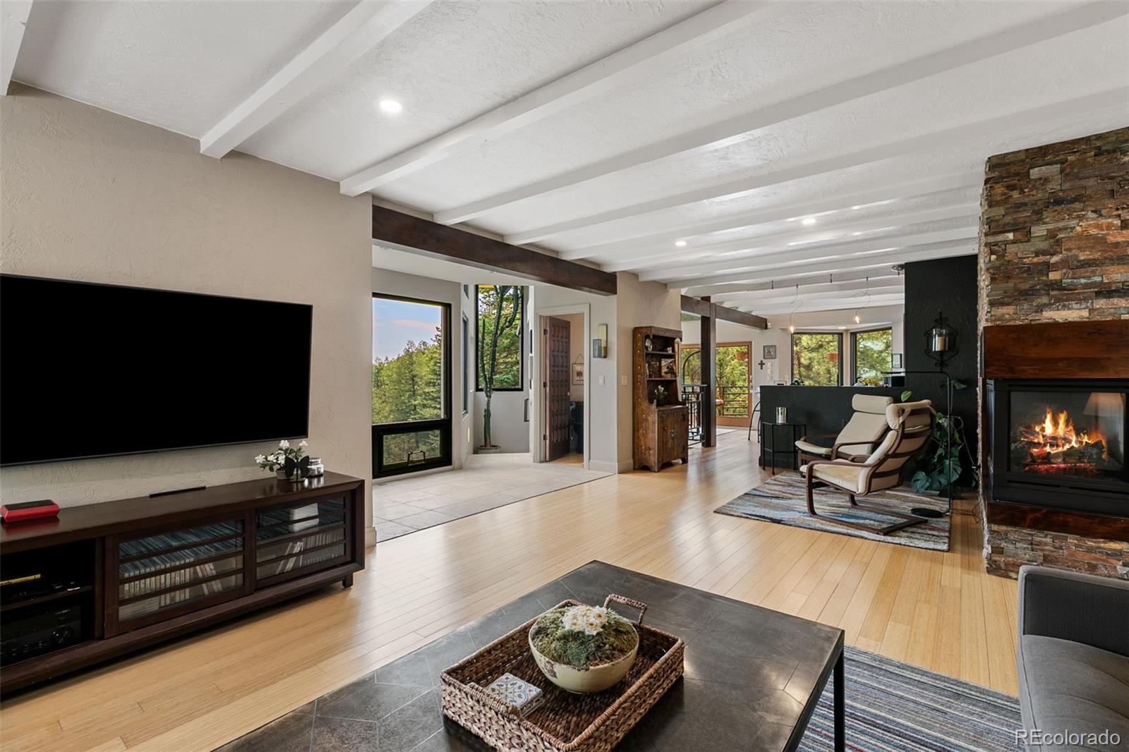 Colorado Springs, Colorado, 80906, United States, 4 Bedrooms Bedrooms, ,5 BathroomsBathrooms,Residential,Active,1936691