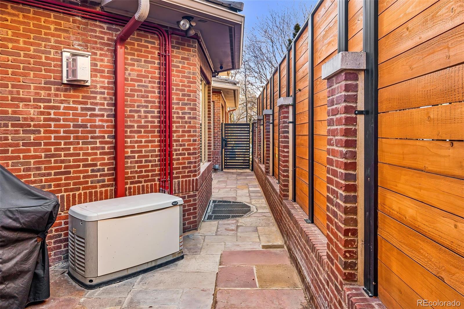 Denver, Colorado, 80206, United States, ,4 BathroomsBathrooms,Residential,Active,1757347