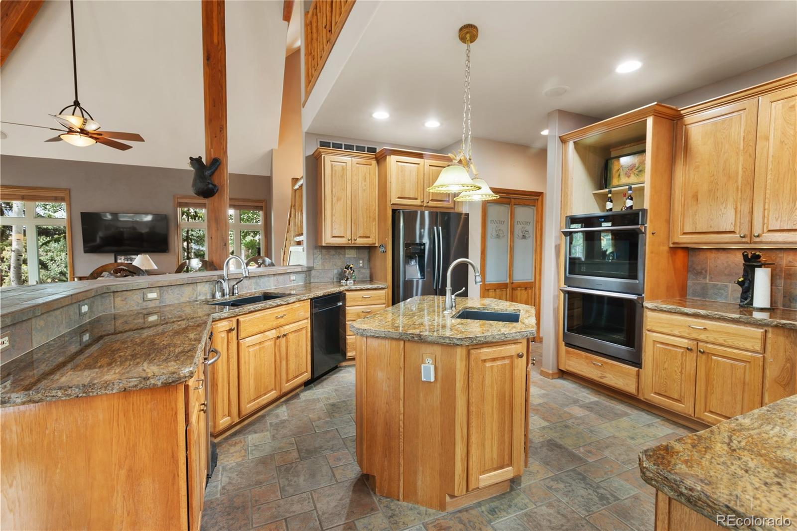 Woodland Park, Colorado, 80863, United States, 6 Bedrooms Bedrooms, ,5 BathroomsBathrooms,Residential,Active,2023920