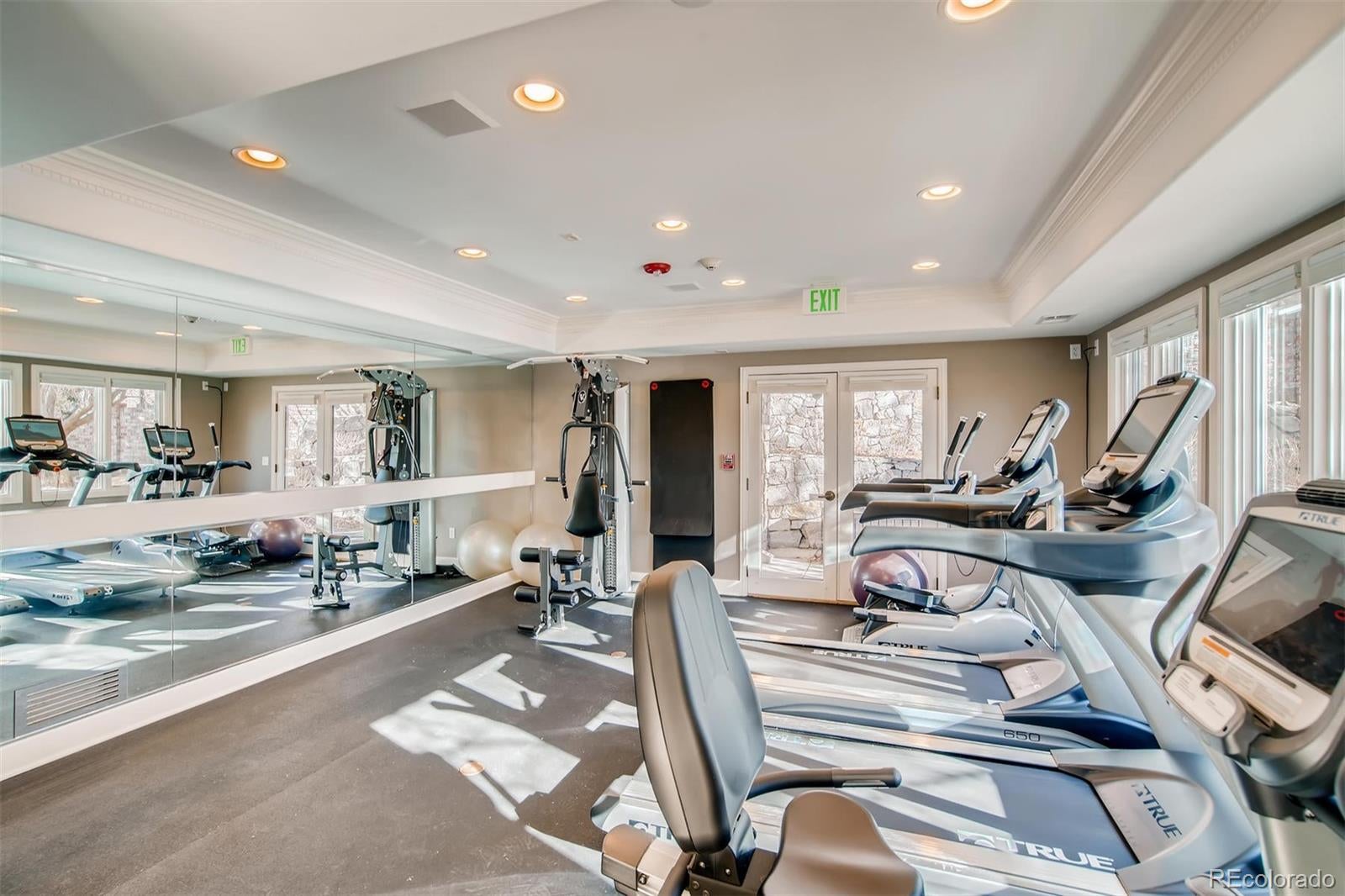 Greenwood Village, Colorado, 80121, United States, 4 Bedrooms Bedrooms, ,4 BathroomsBathrooms,Residential,Active,2009868