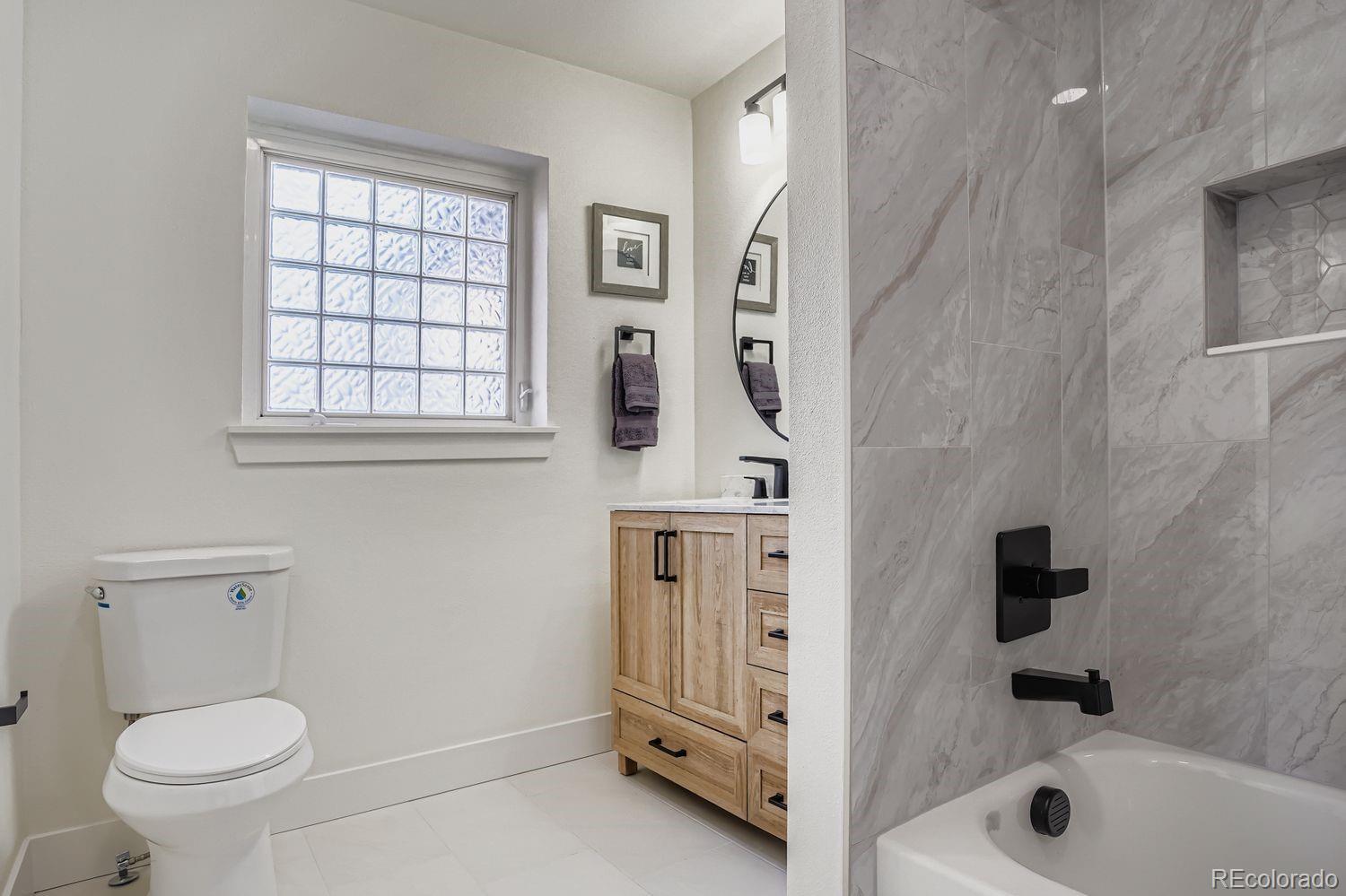 Denver, Colorado, 80212, United States, 5 Bedrooms Bedrooms, ,4 BathroomsBathrooms,Residential,Active,2010214