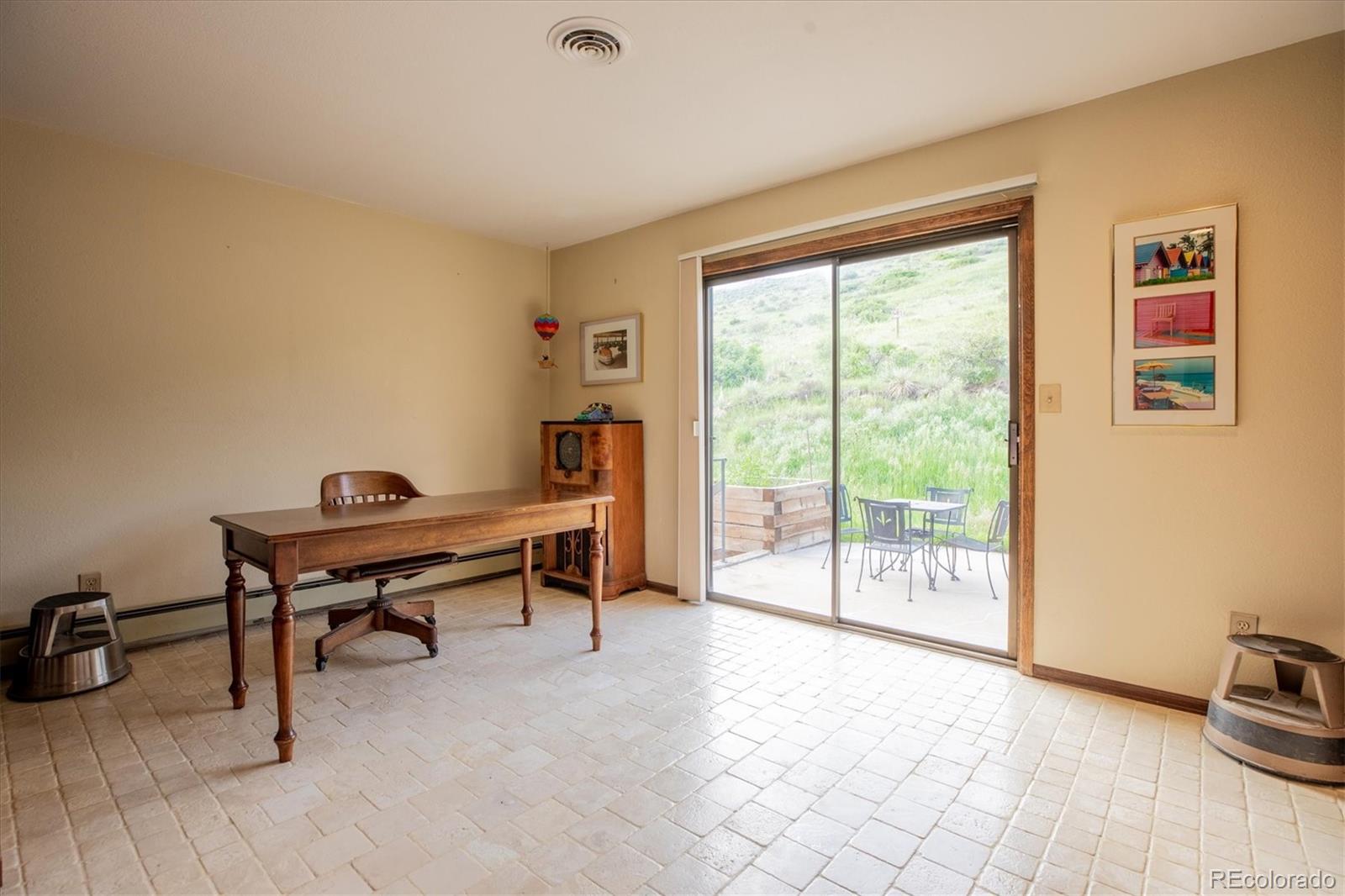 Golden, Colorado, 80401, United States, ,3 BathroomsBathrooms,Residential,Contingent,1843437