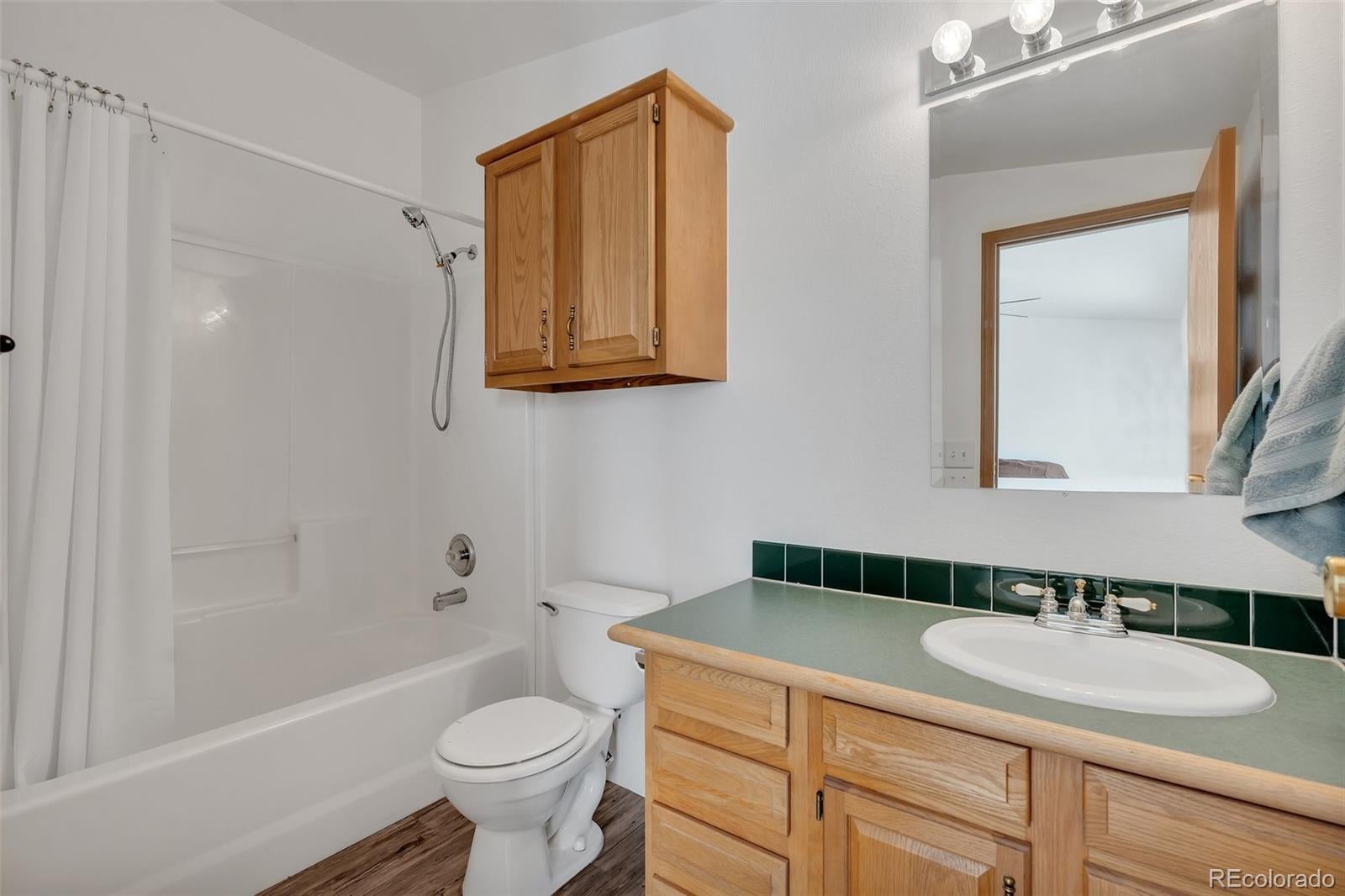 Elizabeth, Colorado, 80107, United States, ,6 BathroomsBathrooms,Residential,Contingent,1885011