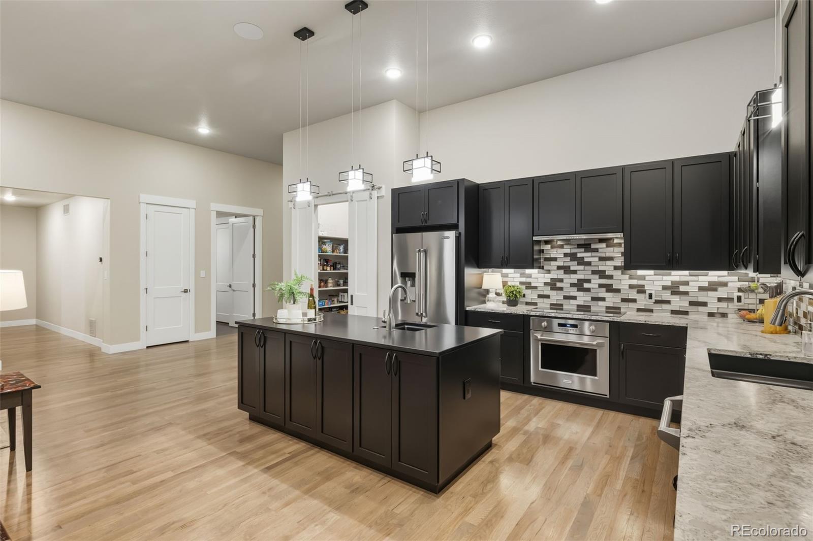 Colorado Springs, Colorado, 80904, United States, 4 Bedrooms Bedrooms, ,5 BathroomsBathrooms,Residential,Active,1985588