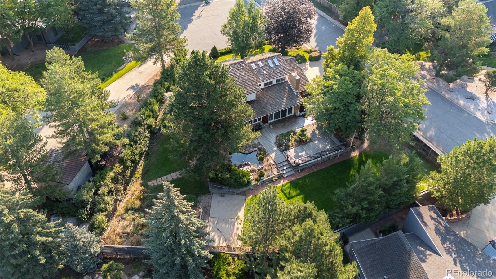 Boulder, Colorado, 80301, United States, 5 Bedrooms Bedrooms, ,4 BathroomsBathrooms,Residential,Active,1944015