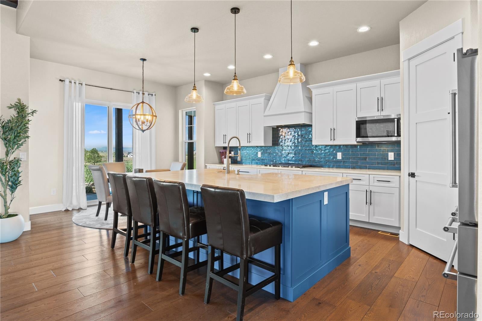 Franktown, Colorado, 80116, United States, 5 Bedrooms Bedrooms, ,6 BathroomsBathrooms,Residential,Active,1811101