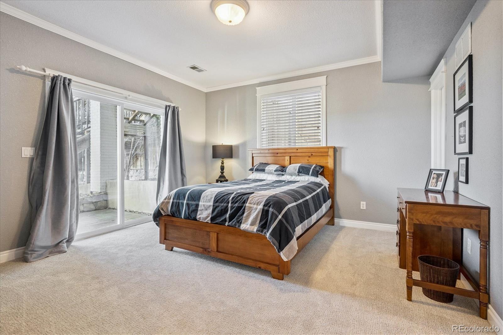 Englewood, Colorado, 80111, United States, 5 Bedrooms Bedrooms, ,6 BathroomsBathrooms,Residential,Active,1992207