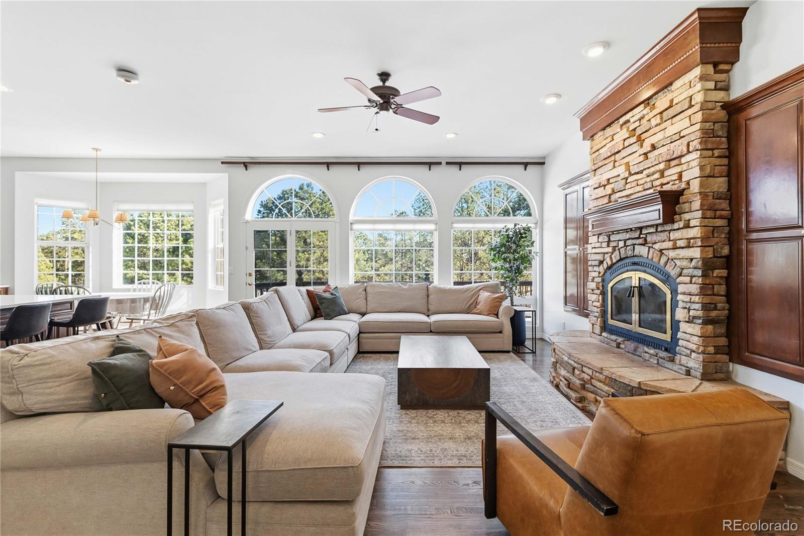 Colorado Springs, Colorado, 80908, United States, 9 Bedrooms Bedrooms, ,6 BathroomsBathrooms,Residential,Active,2015791