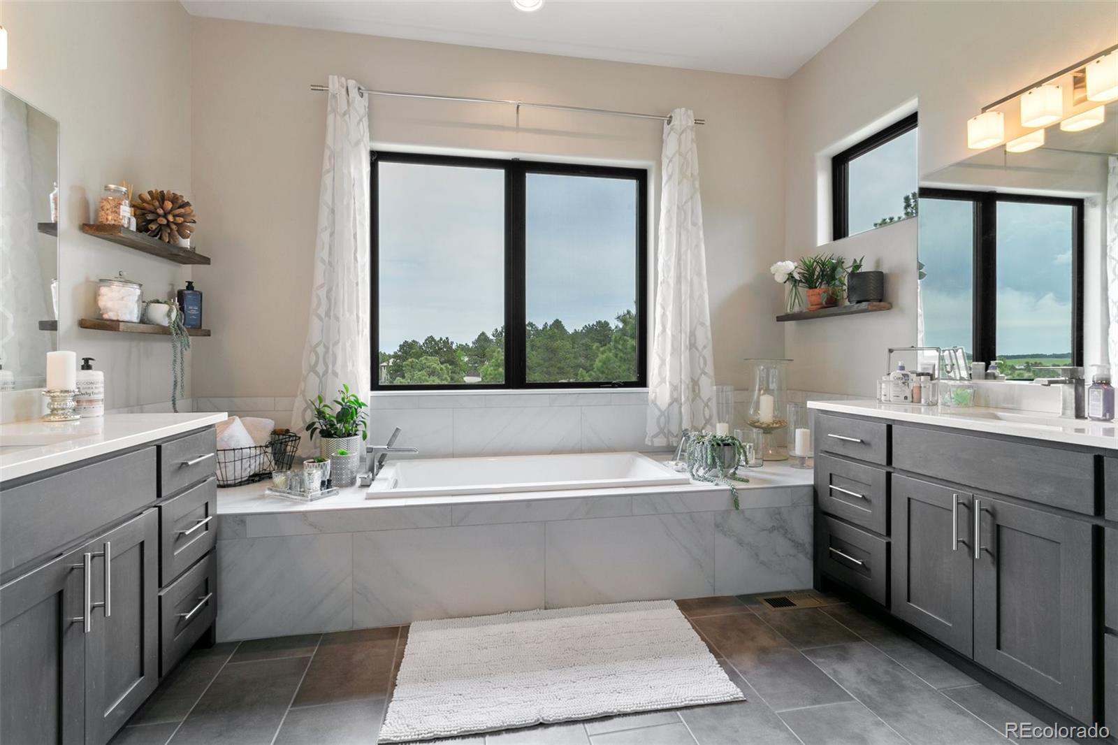 Monument, Colorado, 80132, United States, 6 Bedrooms Bedrooms, ,7 BathroomsBathrooms,Residential,Active,1992260