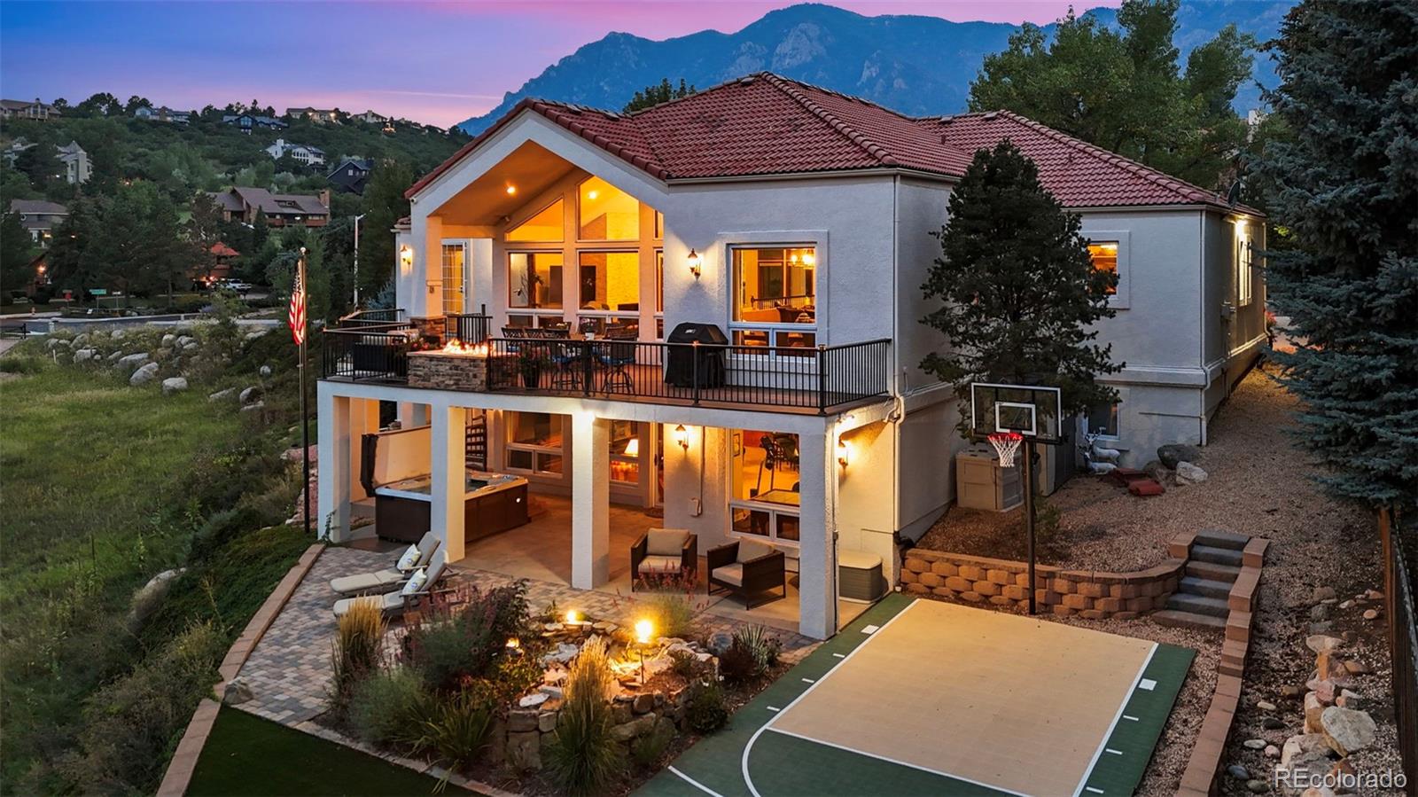 Colorado Springs, Colorado, 80906, United States, 4 Bedrooms Bedrooms, ,4 BathroomsBathrooms,Residential,Active,2017102