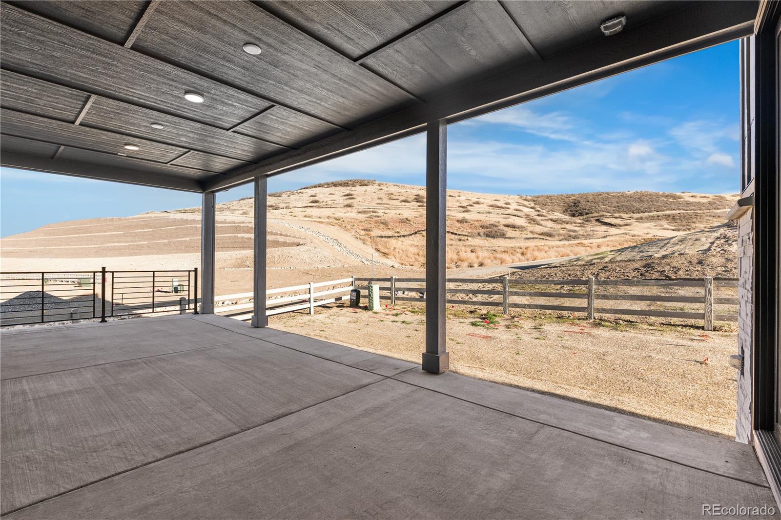 Lone Tree, Colorado, 80134, United States, 6 Bedrooms Bedrooms, ,7 BathroomsBathrooms,Residential,Active,1952989