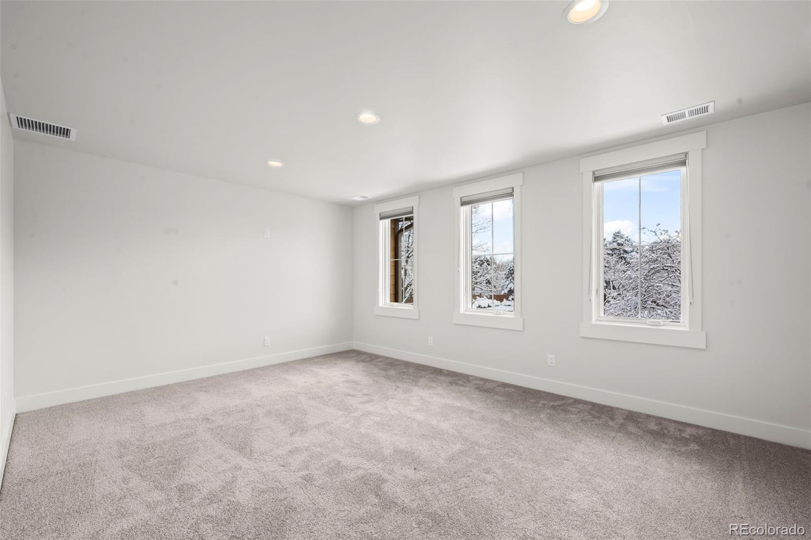 Lafayette, Colorado, 80026, United States, 5 Bedrooms Bedrooms, ,7 BathroomsBathrooms,Residential,Active,2006794