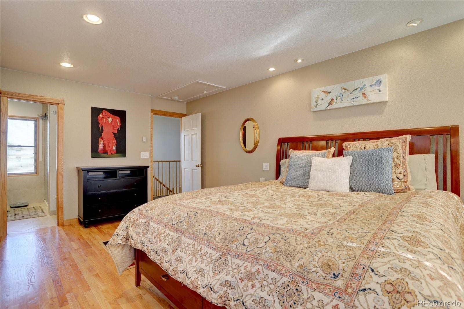 Boulder, Colorado, 80302, United States, 3 Bedrooms Bedrooms, ,4 BathroomsBathrooms,Residential,Active,2008273