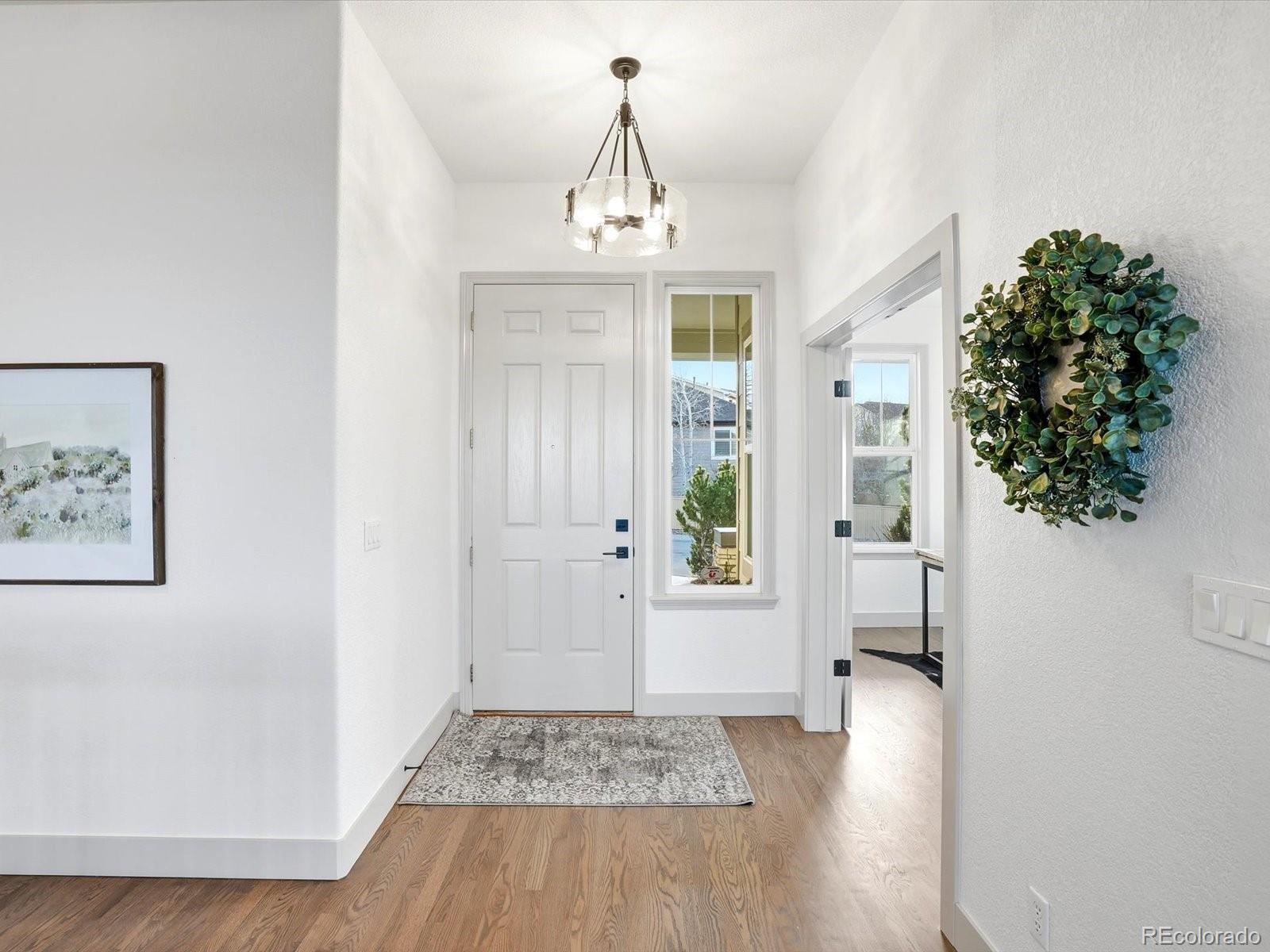 Highlands Ranch, Colorado, 80126, United States, 4 Bedrooms Bedrooms, ,3 BathroomsBathrooms,Residential,Active,2007002