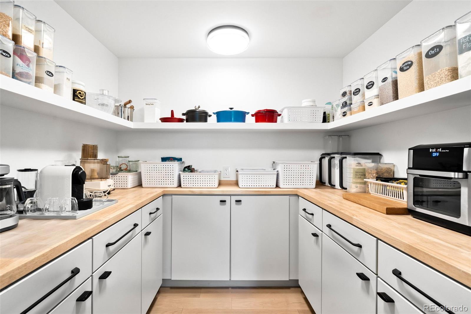 Wheat Ridge, Colorado, 80215, United States, 3 Bedrooms Bedrooms, ,3 BathroomsBathrooms,Residential,Active,2007651