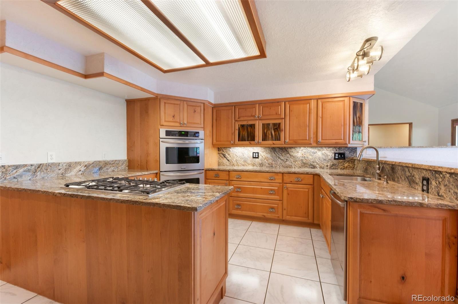 Castle Rock, Colorado, 80109, United States, 7 Bedrooms Bedrooms, ,5 BathroomsBathrooms,Residential,Active,1941111