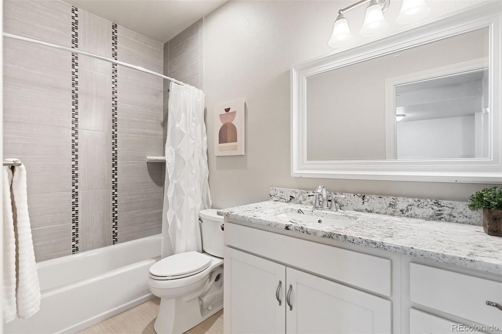 Colorado Springs, Colorado, 80921, United States, 5 Bedrooms Bedrooms, ,4 BathroomsBathrooms,Residential,Active,2002338