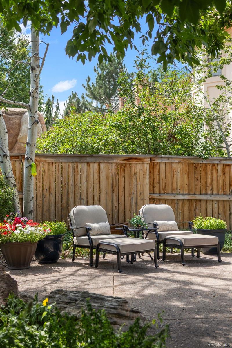 Lone Tree, Colorado, 80124, United States, 4 Bedrooms Bedrooms, ,5 BathroomsBathrooms,Residential,Active,2017434