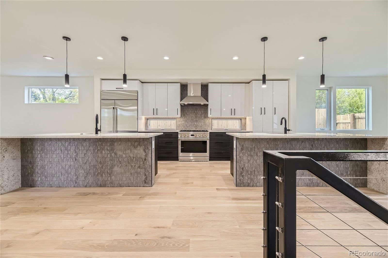 Denver, Colorado, 80222, United States, 6 Bedrooms Bedrooms, ,7 BathroomsBathrooms,Residential,Active,1769916