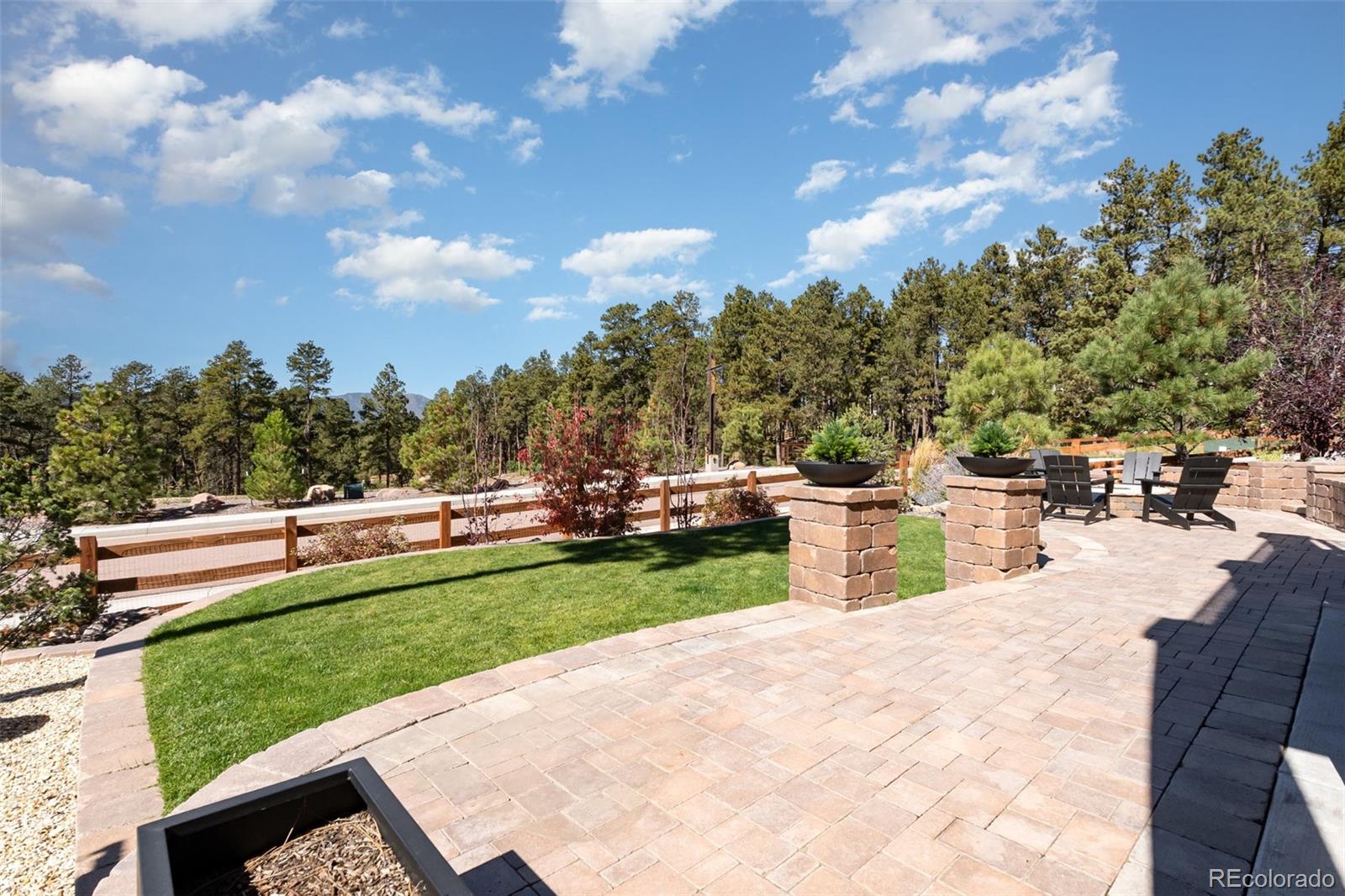 Monument, Colorado, 80132, United States, 5 Bedrooms Bedrooms, ,4 BathroomsBathrooms,Residential,Contingent,1992315