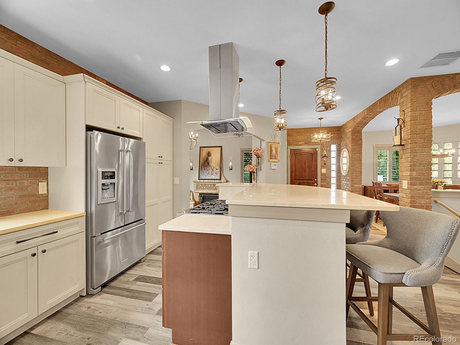 Denver, Colorado, 80212, United States, 4 Bedrooms Bedrooms, ,3 BathroomsBathrooms,Residential,Active,1946316