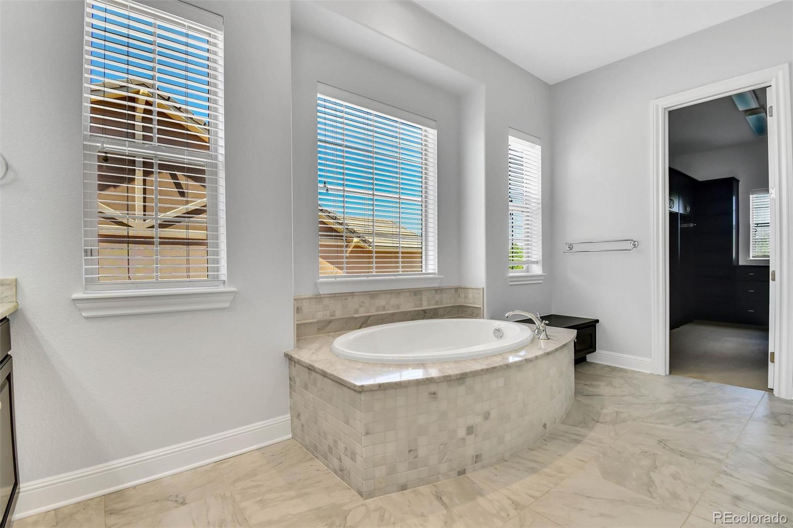 Broomfield, Colorado, 80023, United States, 3 Bedrooms Bedrooms, ,4 BathroomsBathrooms,Residential,Active,2044170