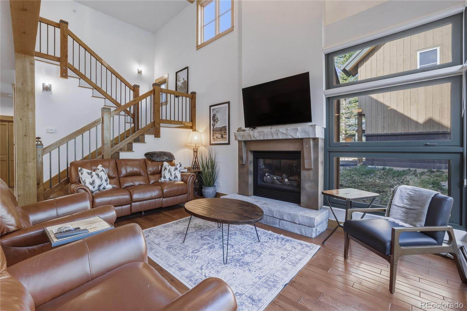 Dillon, Colorado, 80435, United States, 2 Bedrooms Bedrooms, ,3 BathroomsBathrooms,Residential,Active,2051972