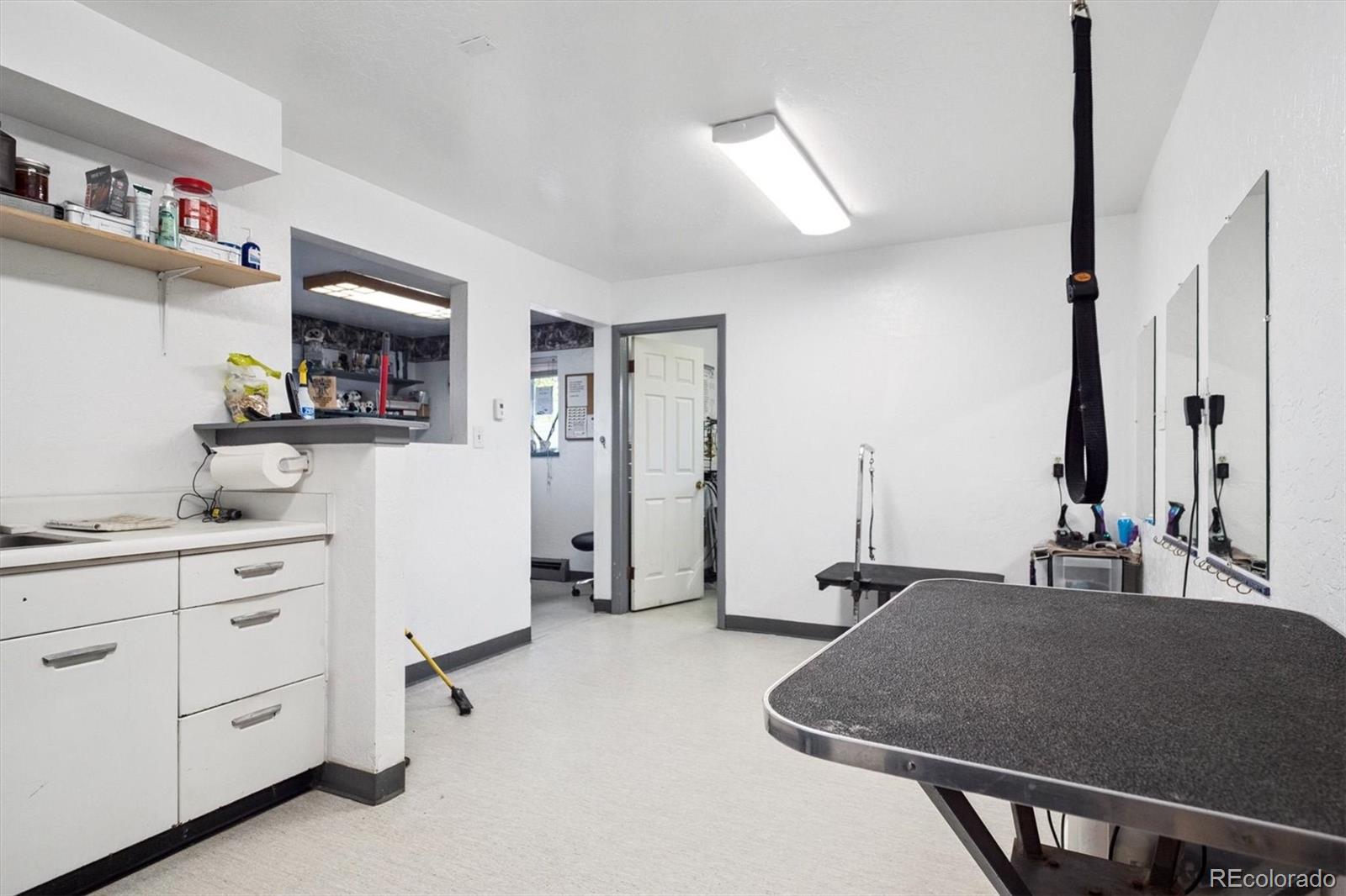 Lakewood, Colorado, 80227, United States, 3 Bedrooms Bedrooms, ,2 BathroomsBathrooms,Residential,Active,1952501