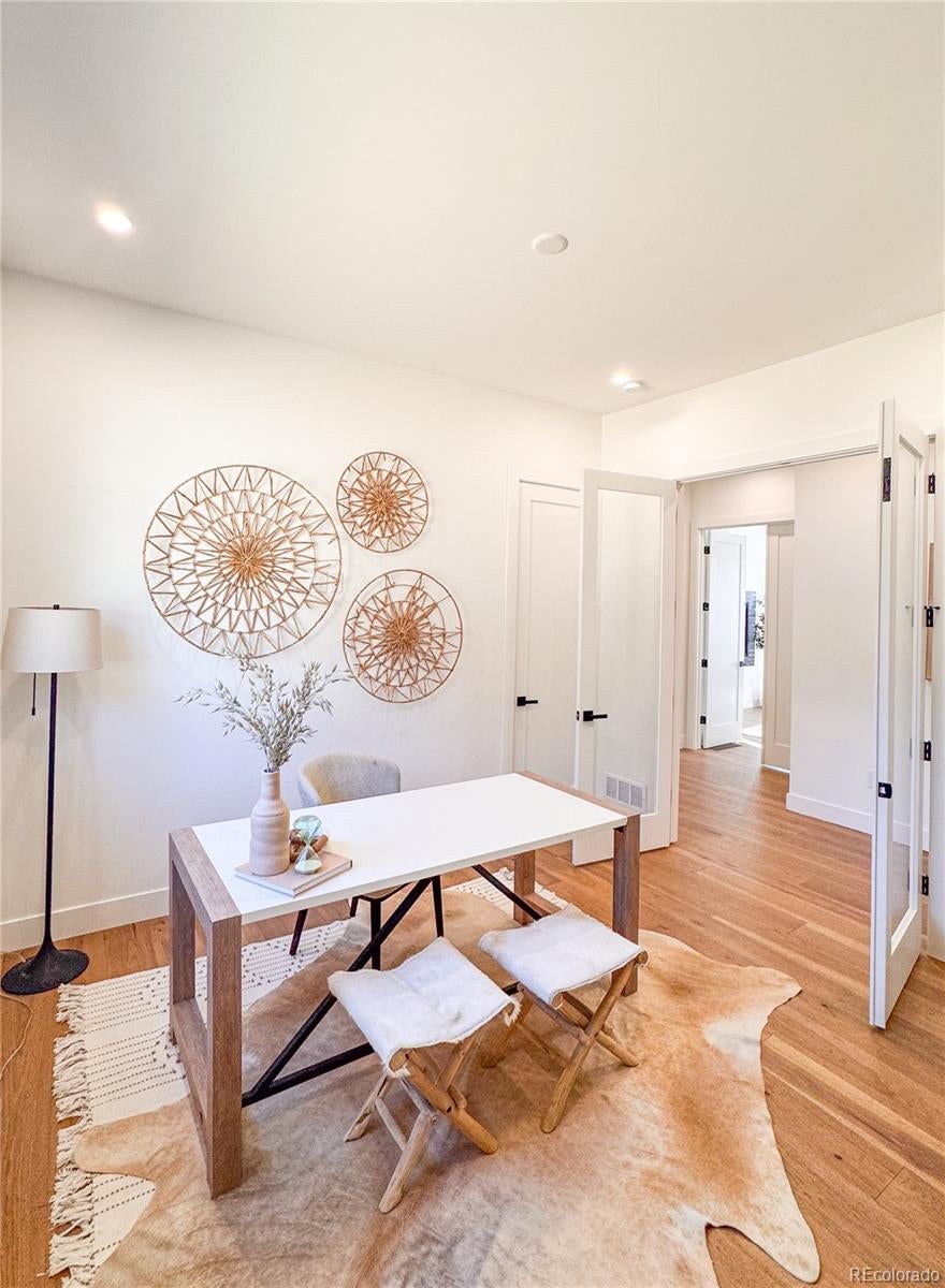 Evergreen, Colorado, 80439, United States, 5 Bedrooms Bedrooms, ,6 BathroomsBathrooms,Residential,Active,2008684