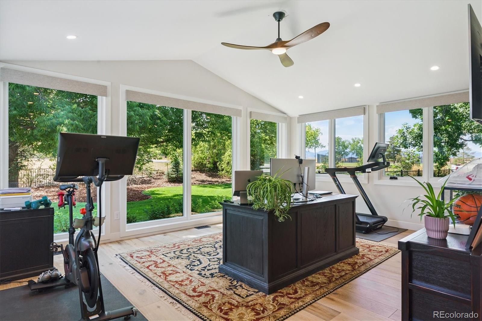 Littleton, Colorado, 80123, United States, 4 Bedrooms Bedrooms, ,5 BathroomsBathrooms,Residential,Active,2019490