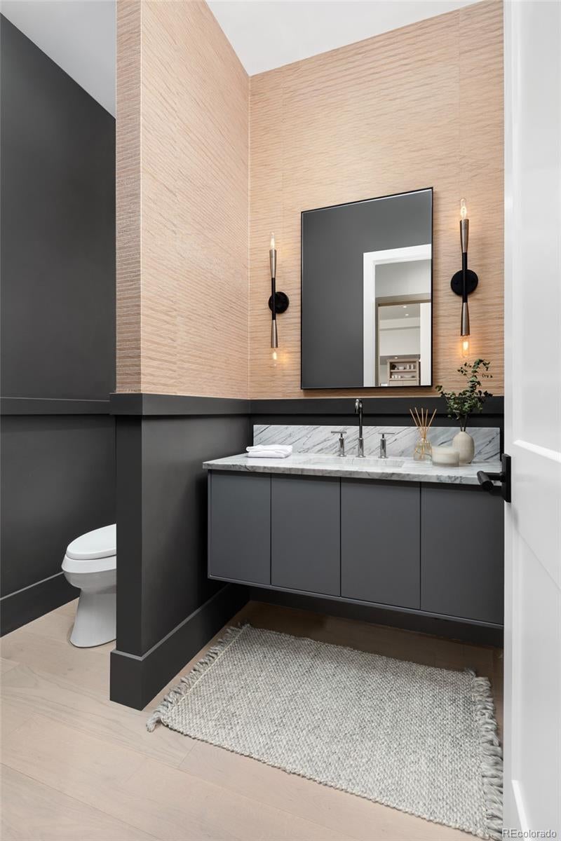 Berthoud, Colorado, 80513, United States, 4 Bedrooms Bedrooms, ,9 BathroomsBathrooms,Residential,Active,1990664