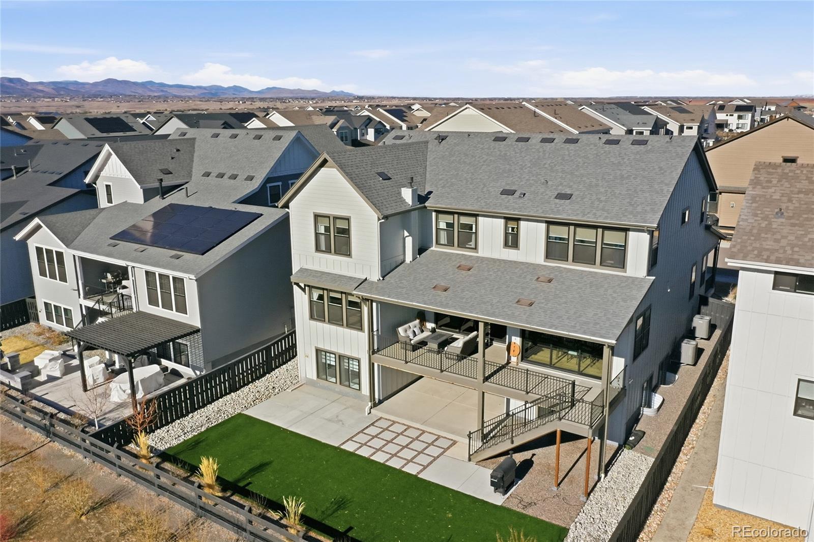 Littleton, Colorado, 80125, United States, 5 Bedrooms Bedrooms, ,7 BathroomsBathrooms,Residential,Active,2012467