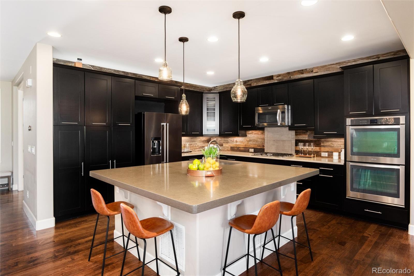 Highlands Ranch, Colorado, 80126, United States, 4 Bedrooms Bedrooms, ,4 BathroomsBathrooms,Residential,Active,1951823