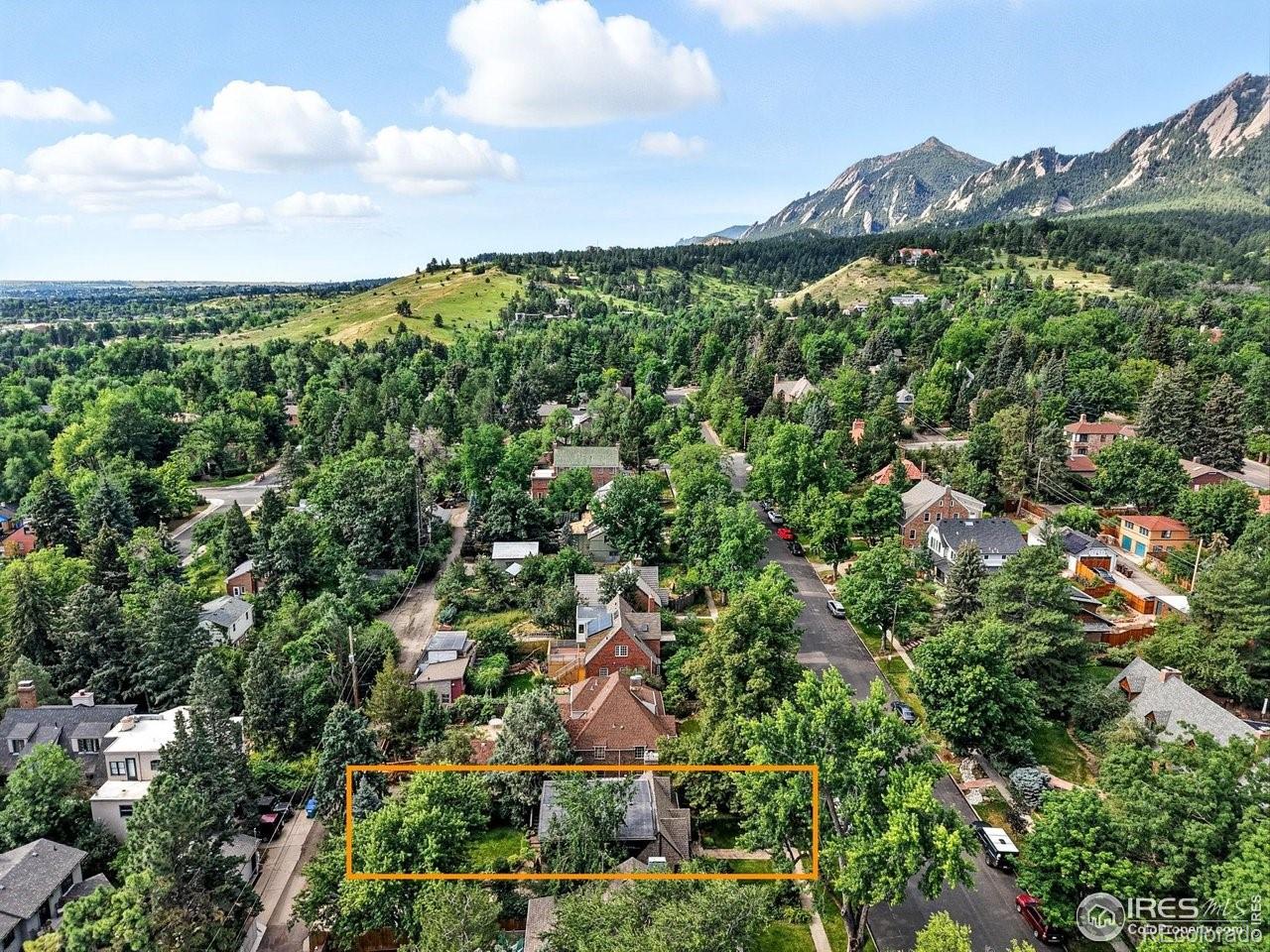 Boulder, Colorado, 80302, United States, 5 Bedrooms Bedrooms, ,2 BathroomsBathrooms,Residential,Active,1944094