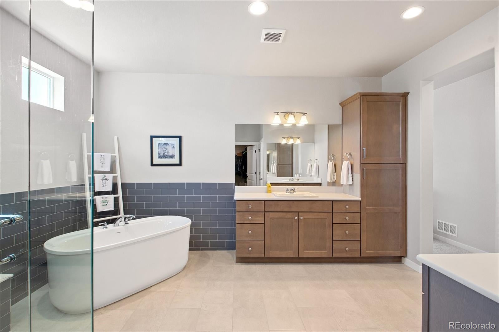 Monument, Colorado, 80132, United States, 4 Bedrooms Bedrooms, ,4 BathroomsBathrooms,Residential,Active,2007621