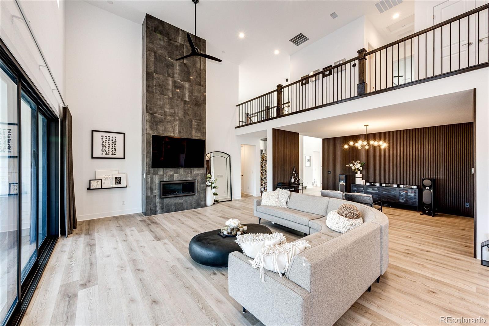 Castle Rock, Colorado, 80104, United States, 4 Bedrooms Bedrooms, ,4 BathroomsBathrooms,Residential,Active,2001365