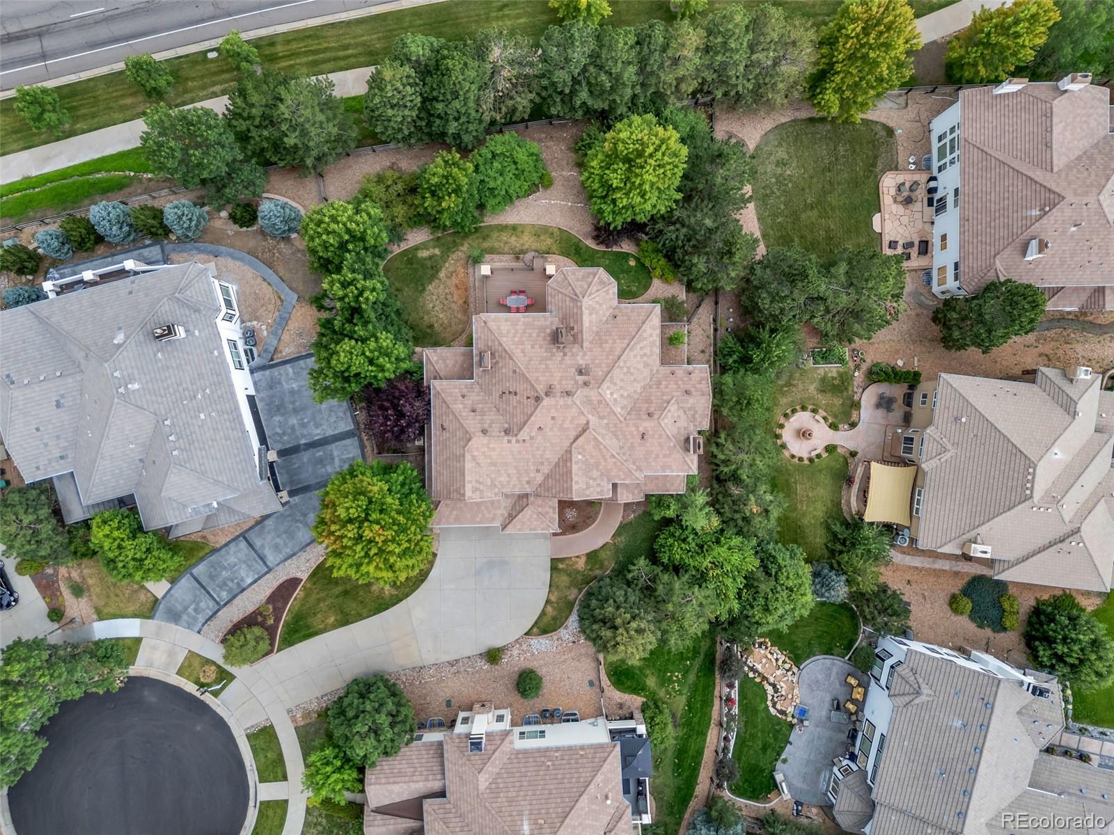 Aurora, Colorado, 80016, United States, 5 Bedrooms Bedrooms, ,7 BathroomsBathrooms,Residential,Active,1929689