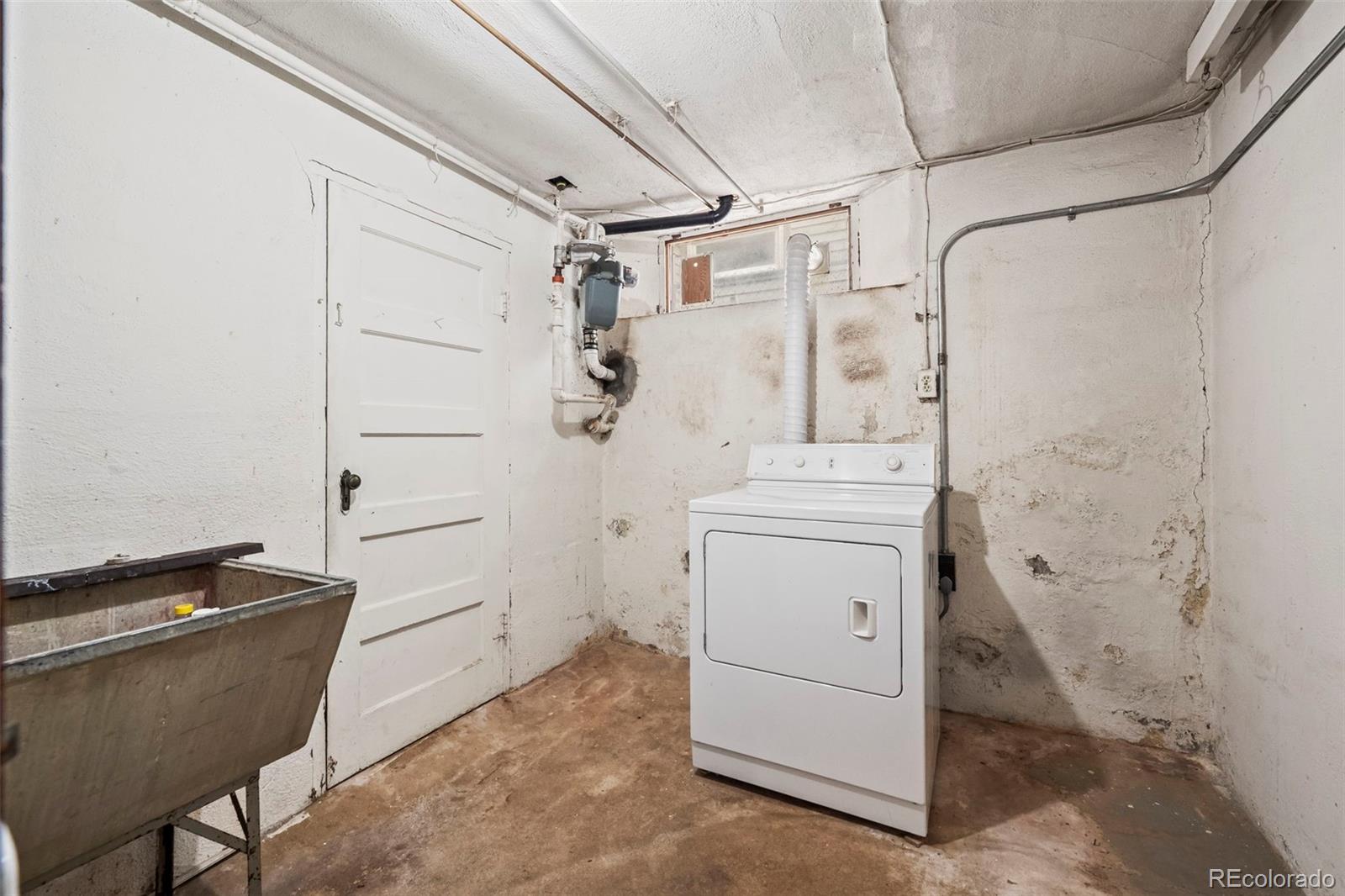Boulder, Colorado, 80302, United States, 4 Bedrooms Bedrooms, ,3 BathroomsBathrooms,Residential,Contingent,1944085
