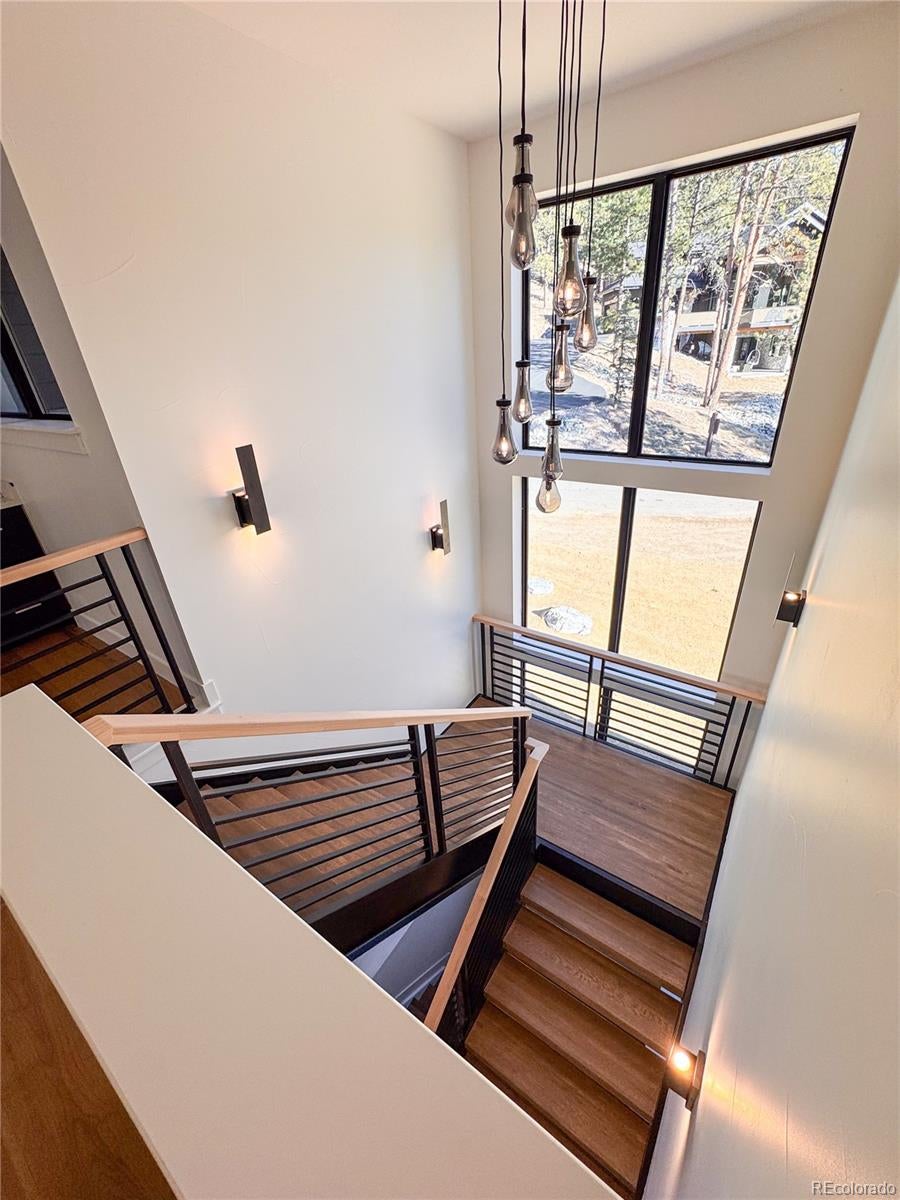 Evergreen, Colorado, 80439, United States, 5 Bedrooms Bedrooms, ,6 BathroomsBathrooms,Residential,Active,2008684