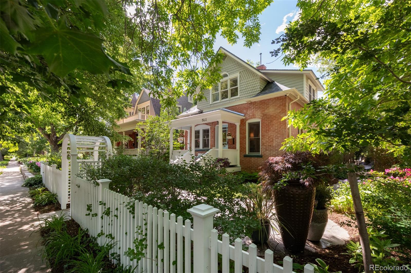 Boulder, Colorado, 80302, United States, 4 Bedrooms Bedrooms, ,5 BathroomsBathrooms,Residential,Active,1953427