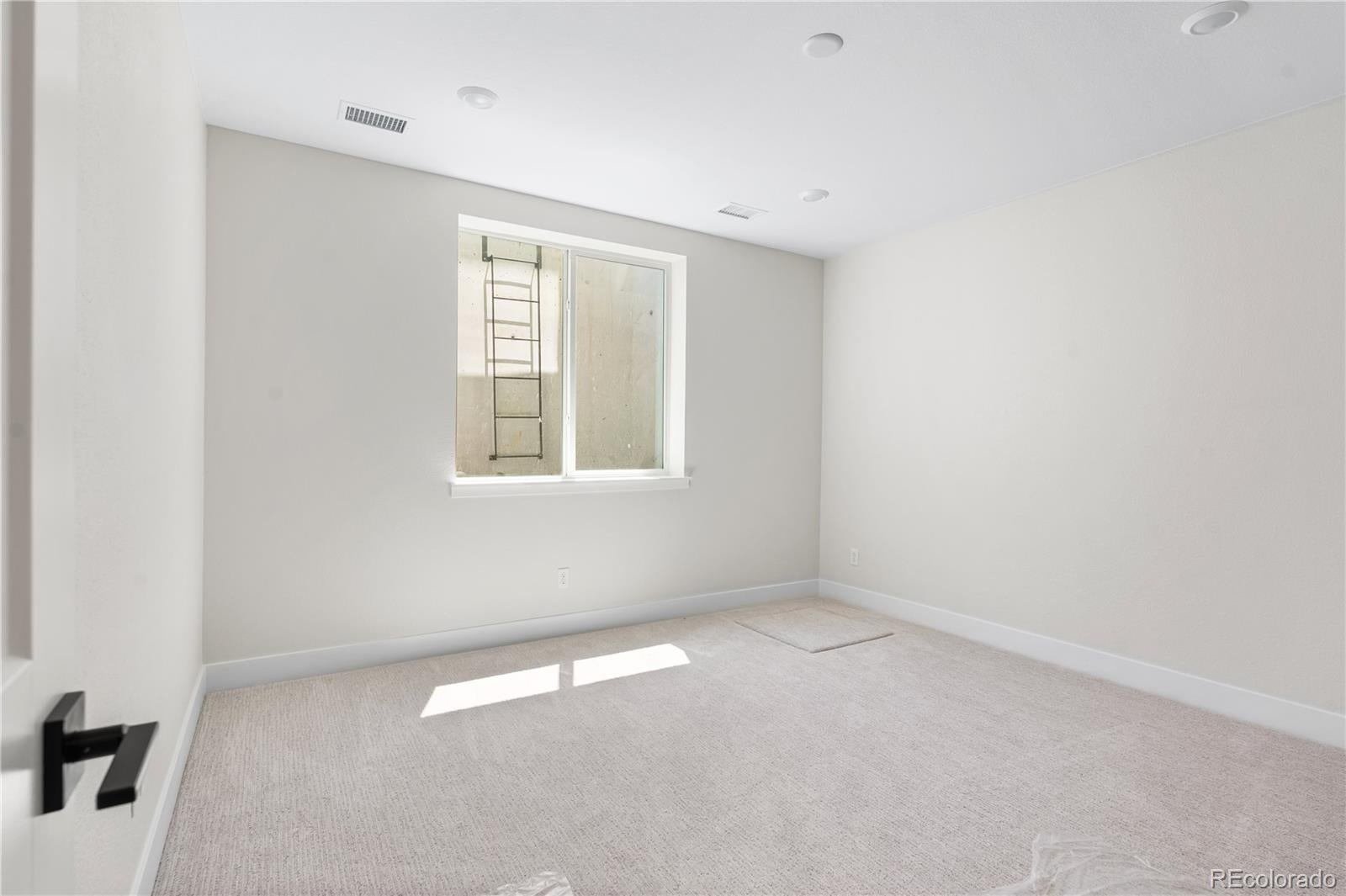 Castle Pines, Colorado, 80108, United States, 7 Bedrooms Bedrooms, ,7 BathroomsBathrooms,Residential,Active,1889020