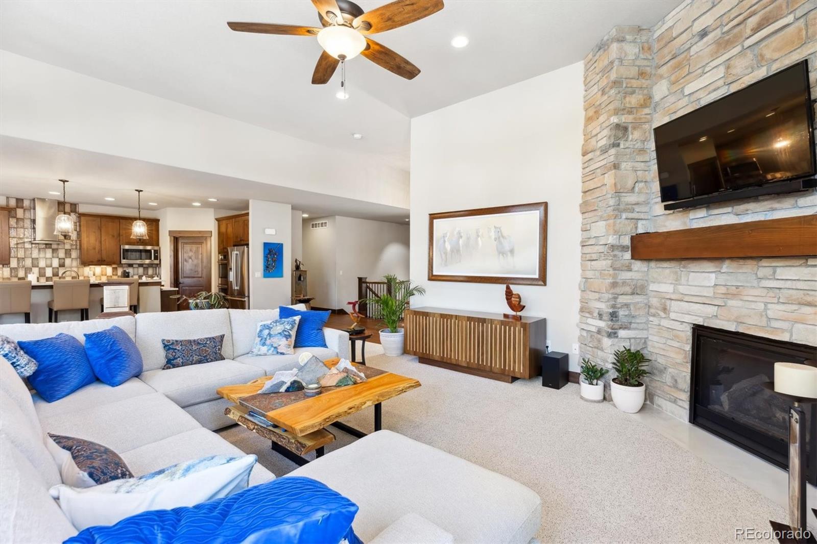 Larkspur, Colorado, 80118, United States, 4 Bedrooms Bedrooms, ,5 BathroomsBathrooms,Residential,Active,1889490