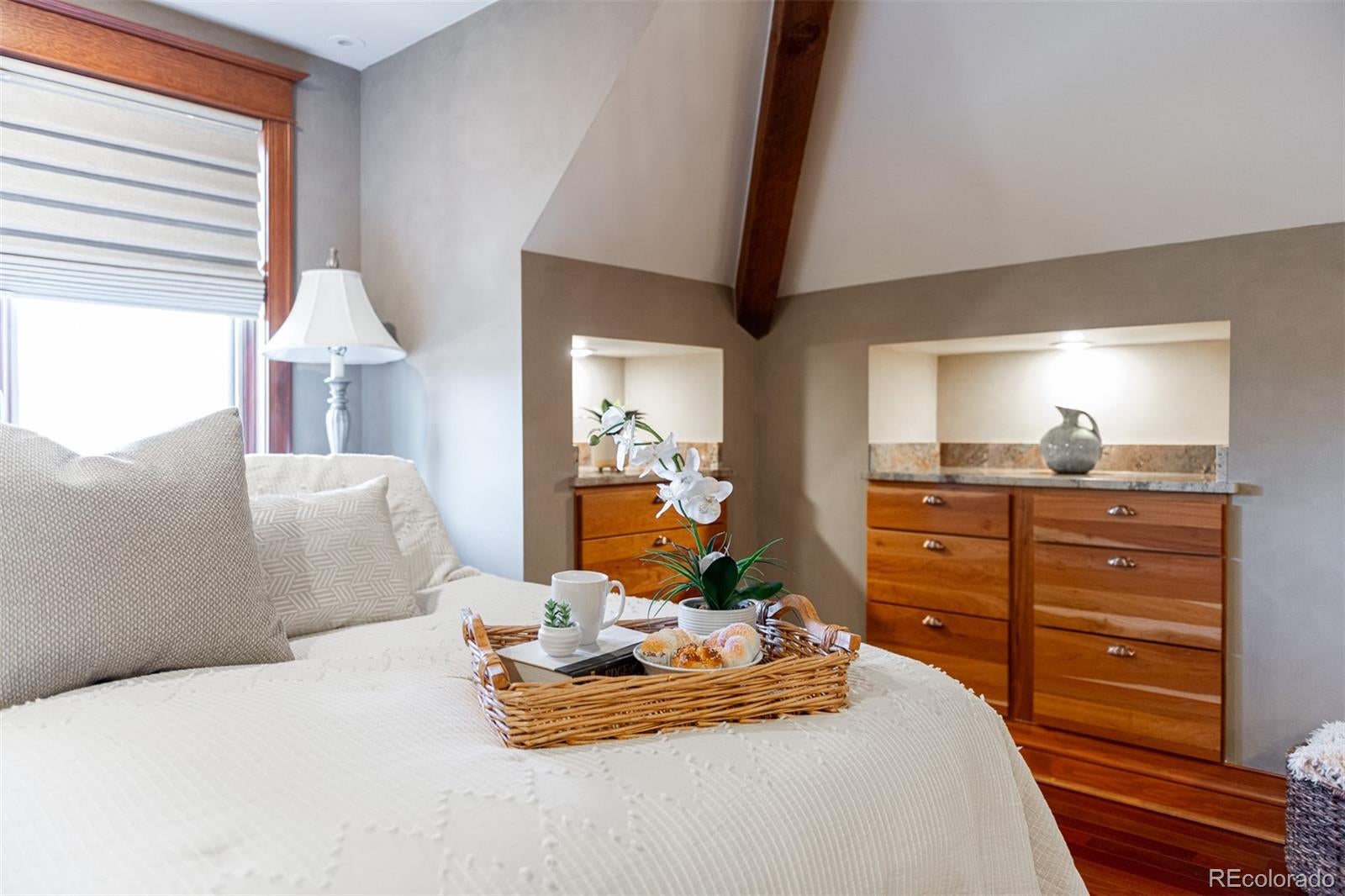 Denver, Colorado, 80209, United States, 4 Bedrooms Bedrooms, ,5 BathroomsBathrooms,Residential,Active,1944262