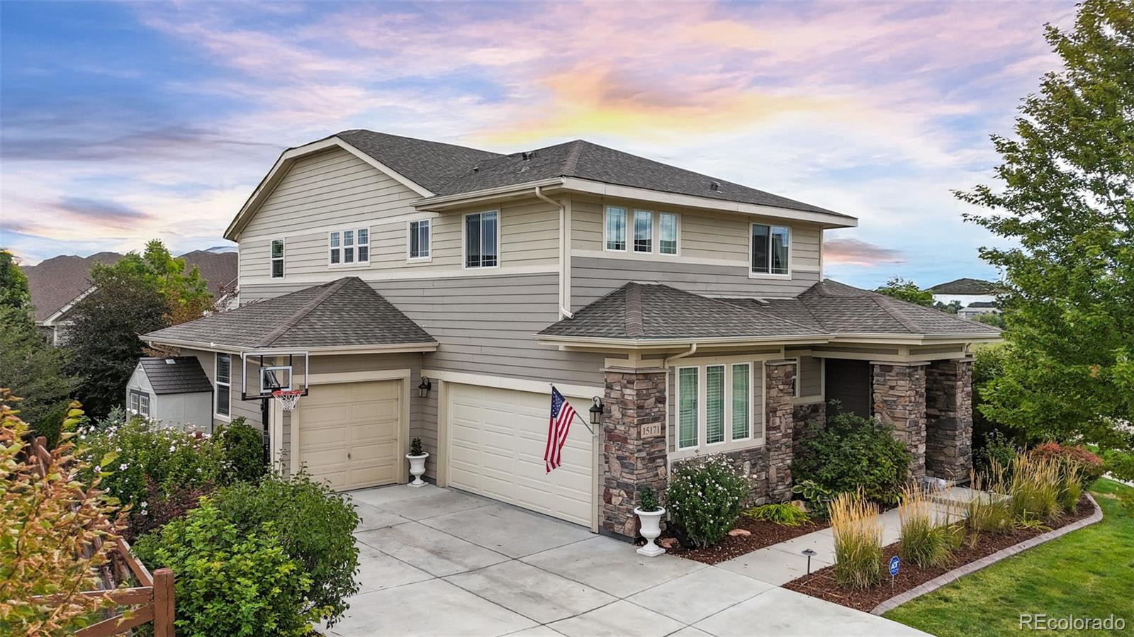 Arvada, Colorado, 80403, United States, 4 Bedrooms Bedrooms, ,5 BathroomsBathrooms,Residential,Active,1952068