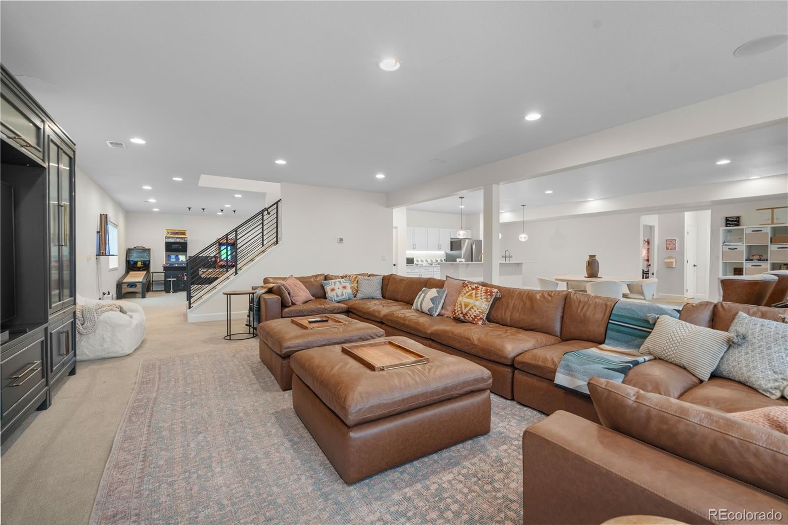 Castle Rock, Colorado, 80108, United States, 5 Bedrooms Bedrooms, ,4 BathroomsBathrooms,Residential,Active,1905368