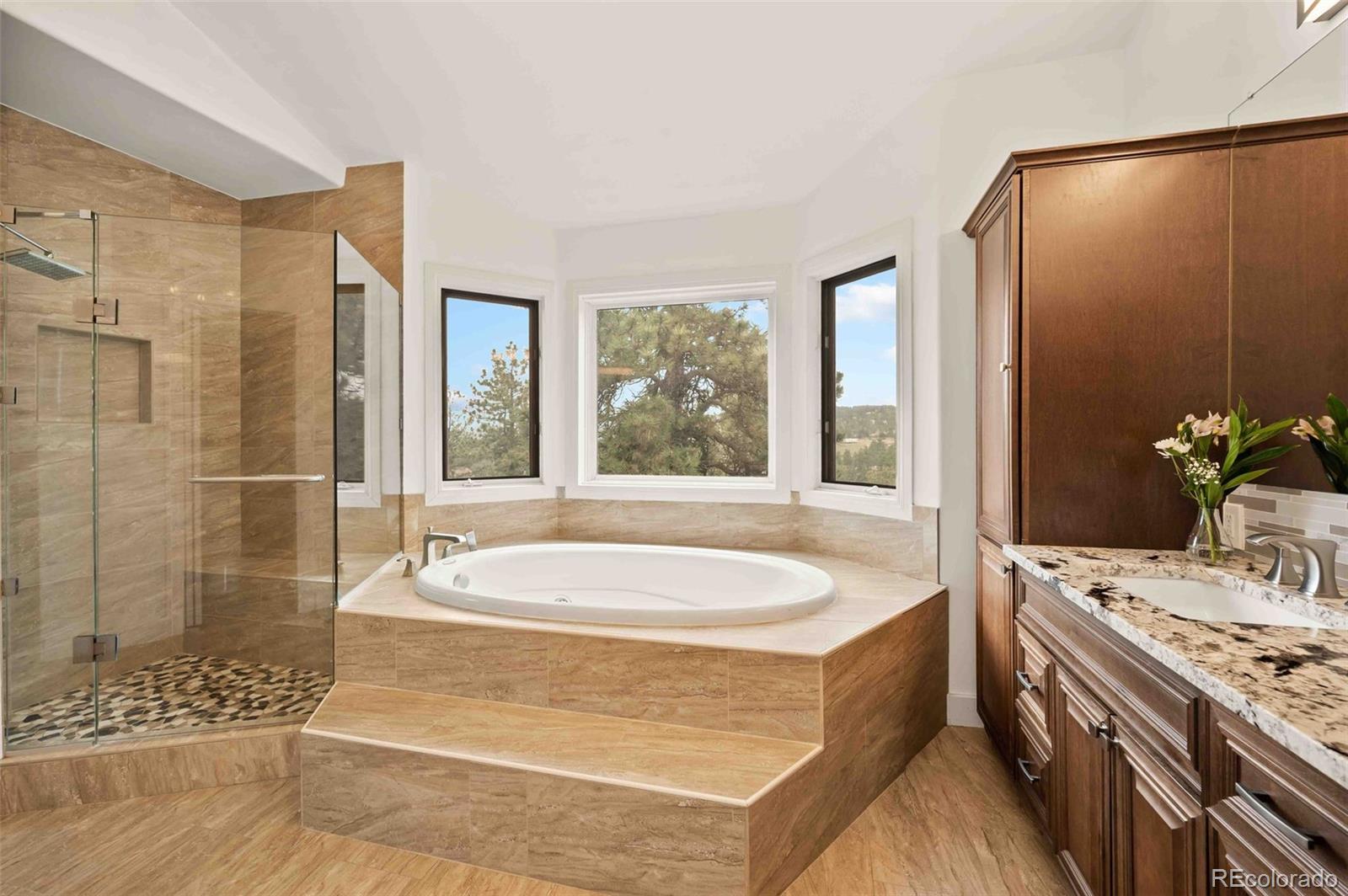 Golden, Colorado, 80401, United States, 4 Bedrooms Bedrooms, ,5 BathroomsBathrooms,Residential,Active,1922327