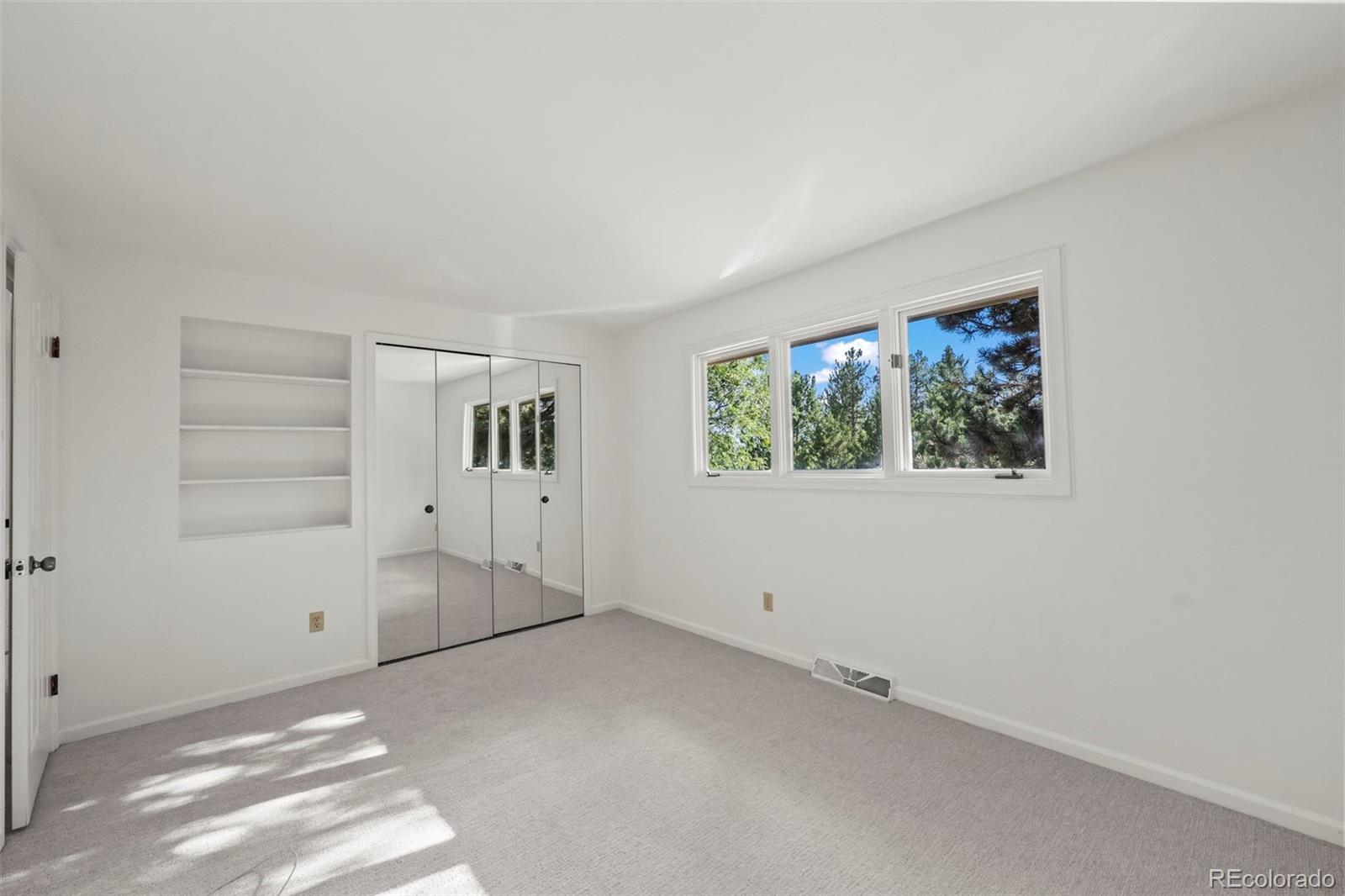 Boulder, Colorado, 80301, United States, 5 Bedrooms Bedrooms, ,4 BathroomsBathrooms,Residential,Active,1944015