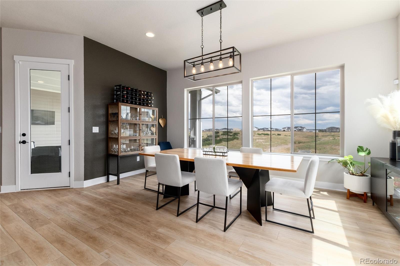 Castle Rock, Colorado, 80108, United States, 5 Bedrooms Bedrooms, ,4 BathroomsBathrooms,Residential,Active,1904162