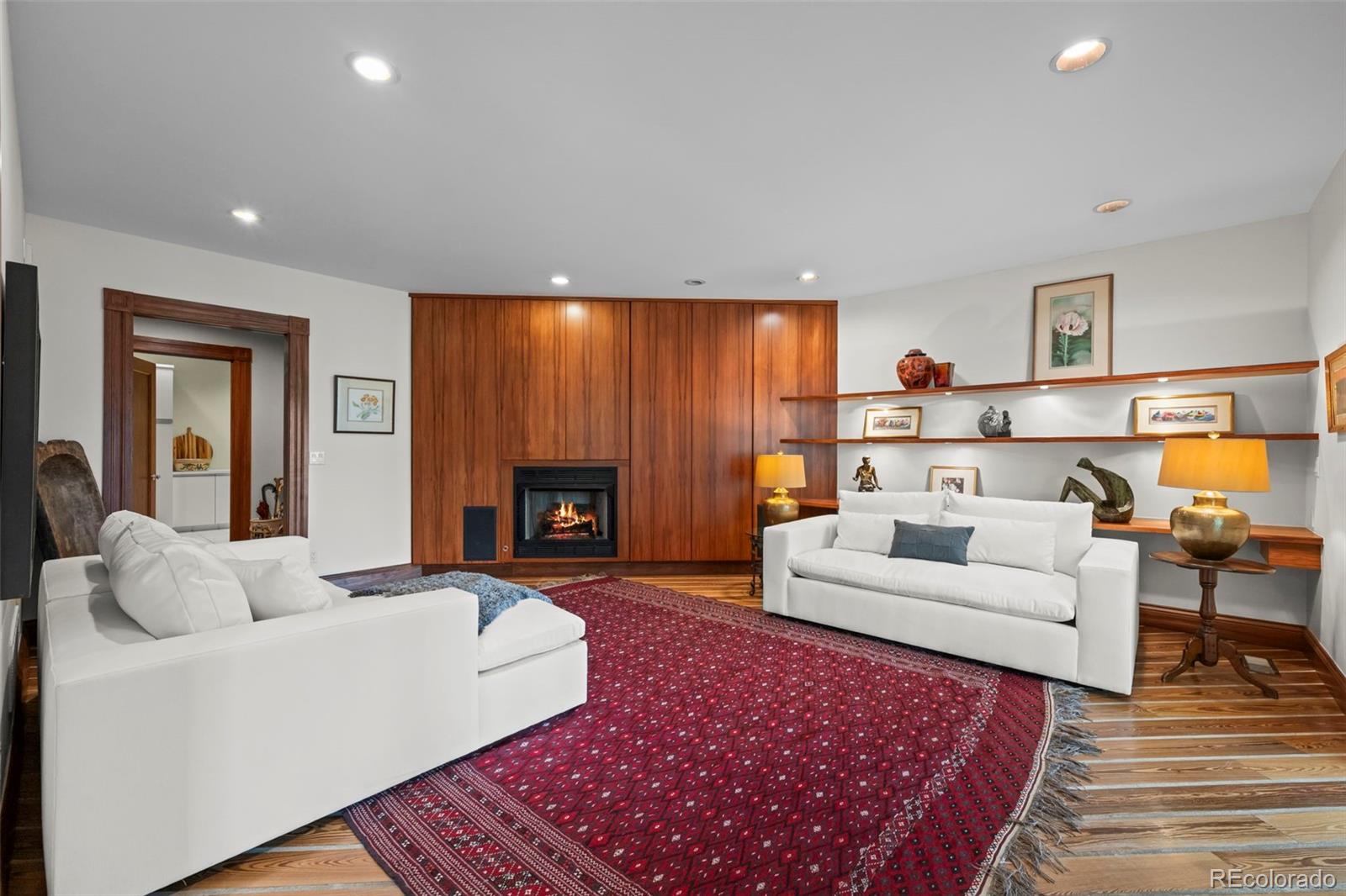 Niwot, Colorado, 80503, United States, 4 Bedrooms Bedrooms, ,7 BathroomsBathrooms,Residential,Active,2033352